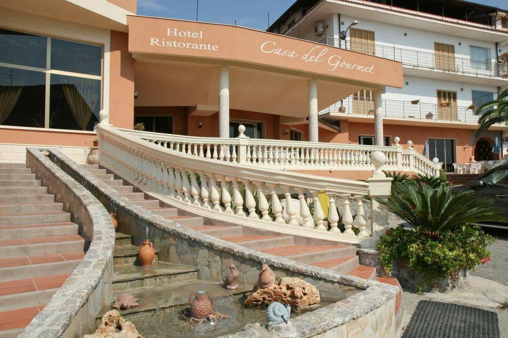 Hotel Casa Del Gourmet Siderno Exterior foto